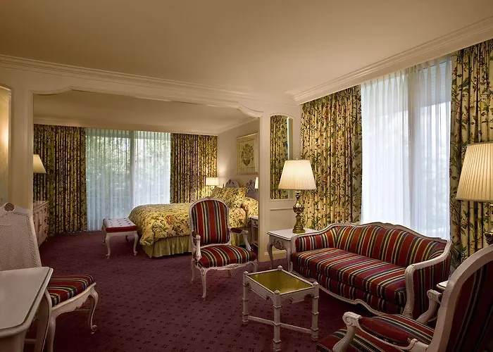 - Wyoming Hotel Little America