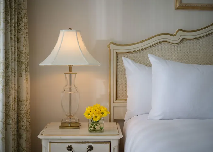 - Wyoming 4* Little America