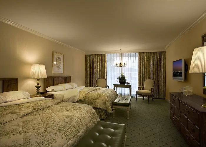 - Wyoming Hotel